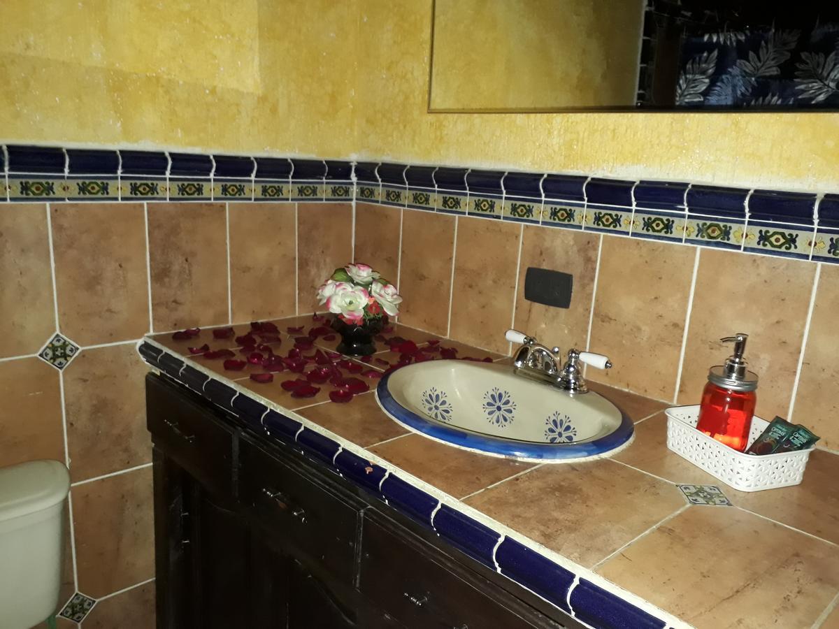 Hotel La Casita De Roca アンティグア・グアテマラ エクステリア 写真