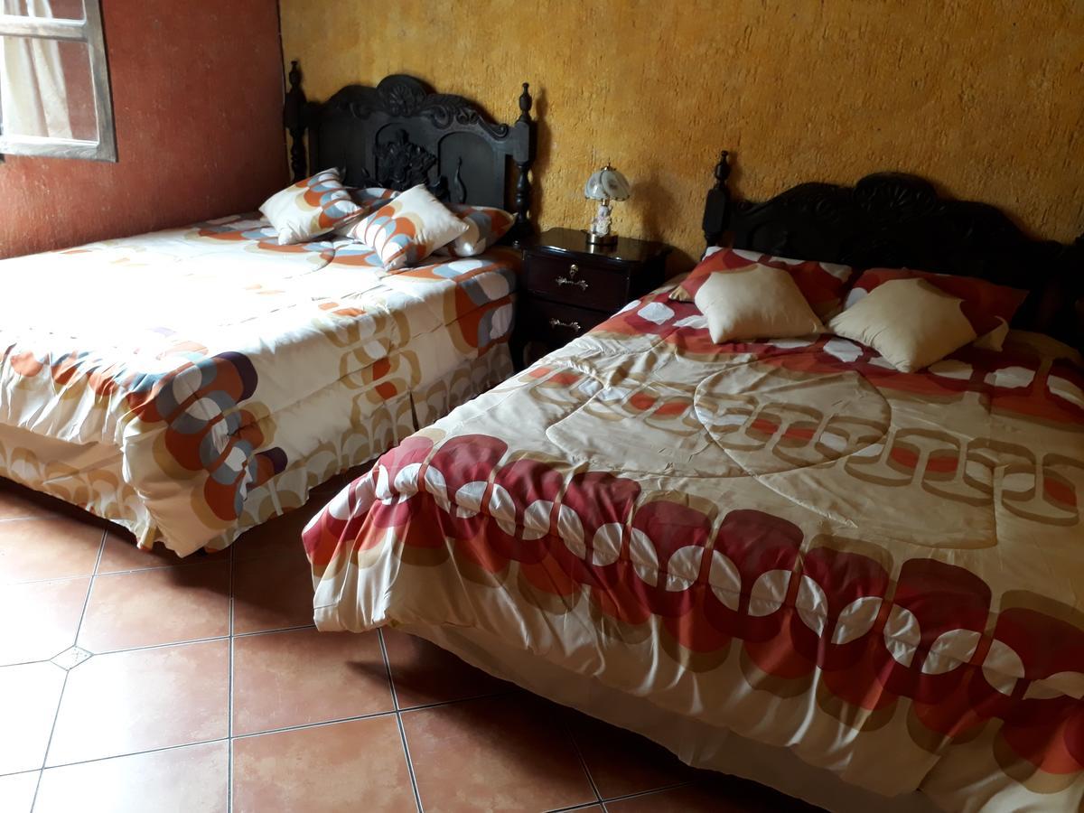 Hotel La Casita De Roca アンティグア・グアテマラ エクステリア 写真