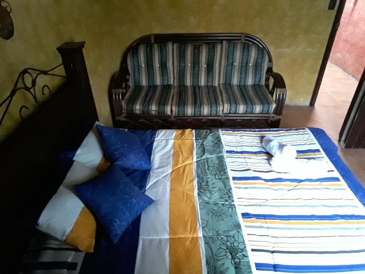 Hotel La Casita De Roca アンティグア・グアテマラ エクステリア 写真