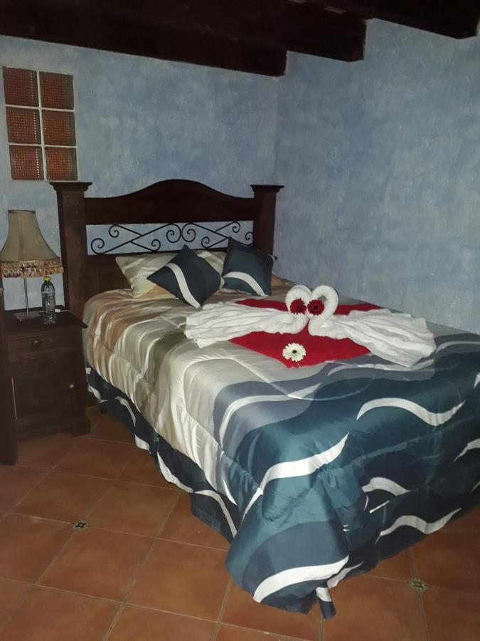 Hotel La Casita De Roca アンティグア・グアテマラ エクステリア 写真