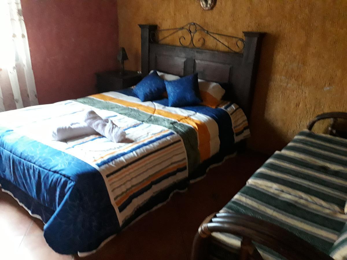 Hotel La Casita De Roca アンティグア・グアテマラ エクステリア 写真